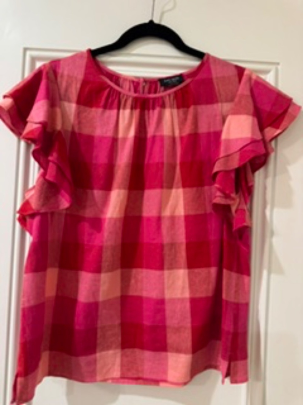 EUC kate spade ♠️- Picnic Woven Flutter-sleeve Top, “Deep Hibiscus Multi”, Sz. L